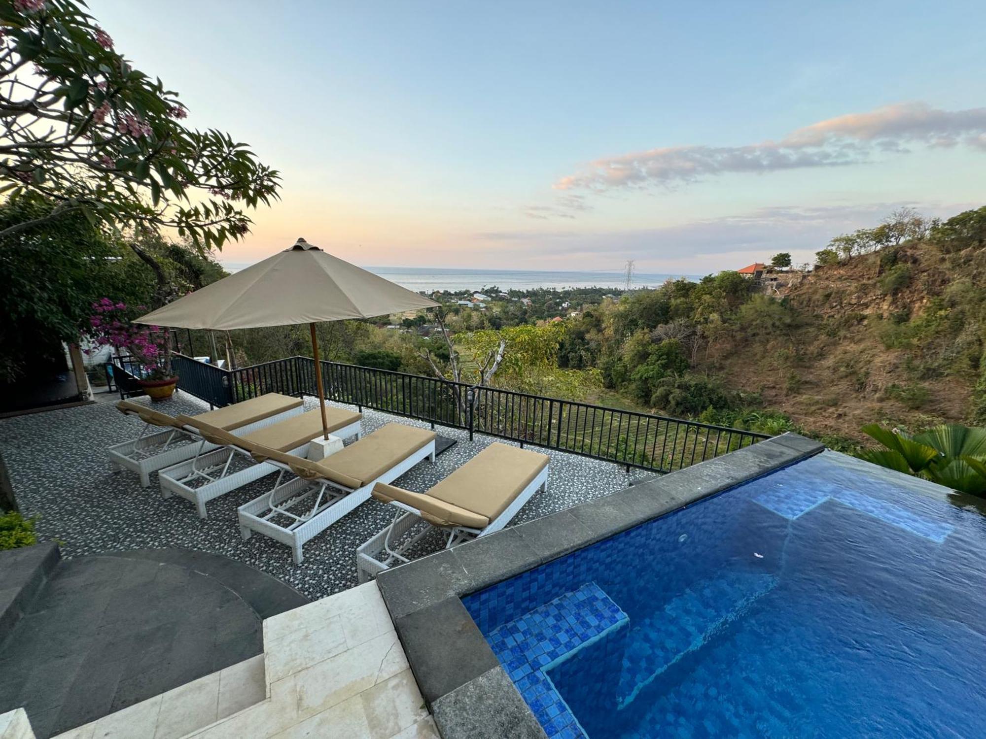 Villa Bukit Sing Sing Сингараджа Экстерьер фото